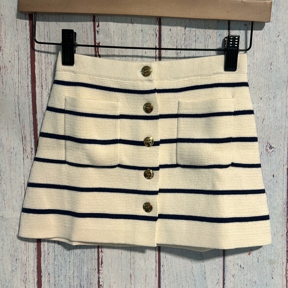 NWOT J. Crew Crewcuts Girls' sweater-skirt in stripe - Picture 4 of 8